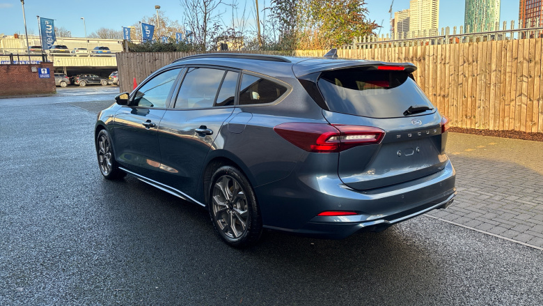 Ford Focus 1.0 EcoBoost Hybrid mHEV 155 ST-Line 5dr Auto Petrol Estate